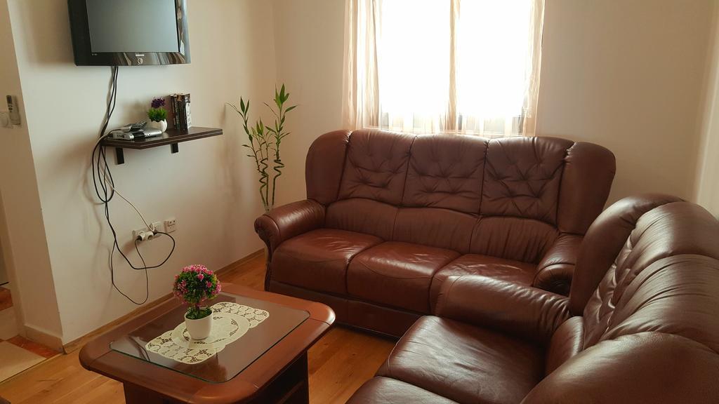 סבטי סטפן Apartments Rino Lux מראה חיצוני תמונה
