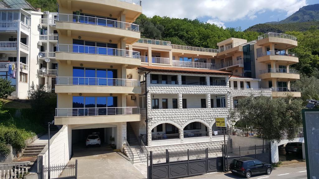 סבטי סטפן Apartments Rino Lux מראה חיצוני תמונה
